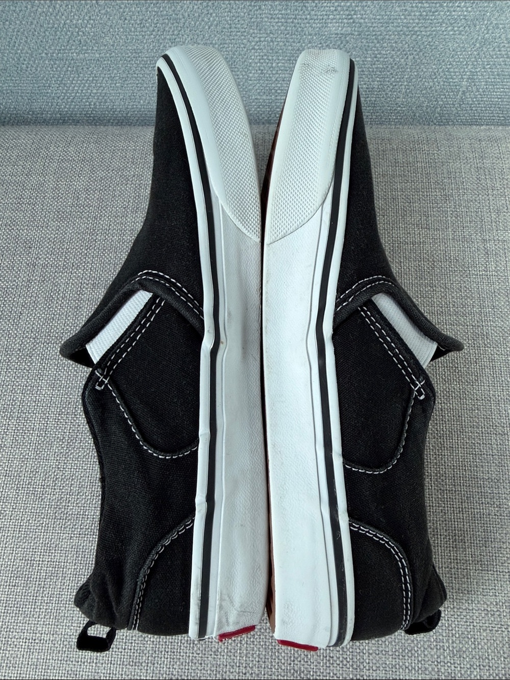 Kids Vans Black Slip-On Canvas Loafers with White Midsole Size 5,5 (Big Kid) - Picture 9 of 12